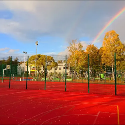 Juglas vidusskolas stadions