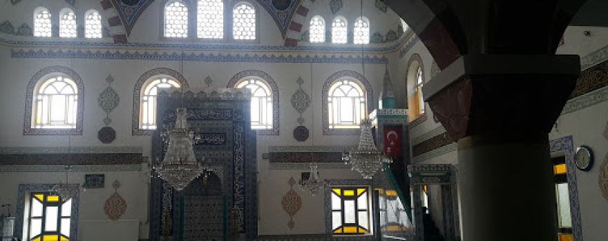 Topçular Cami