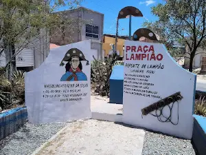Praça Lampião - Poço Redondo