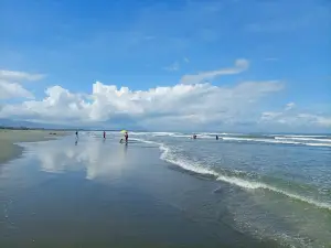 Lingayen Beach