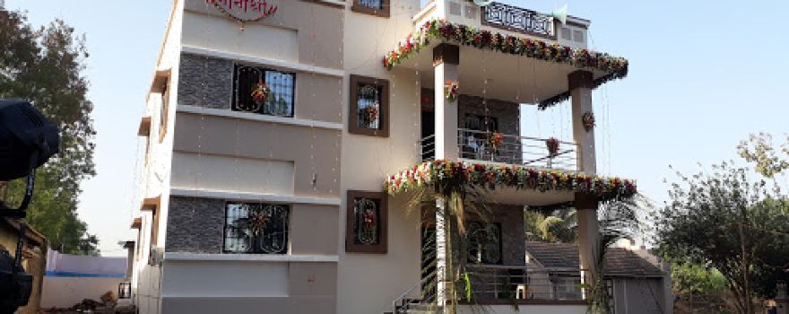 Shinde Farmhouse