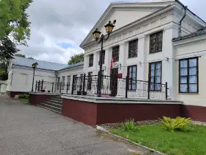 Tyzienhaŭz Palace
