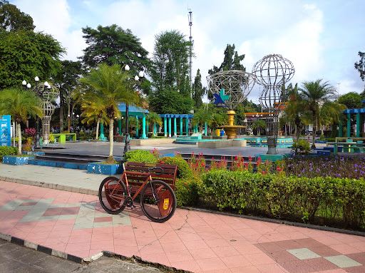 Taman Air Mancur Minggu Raya