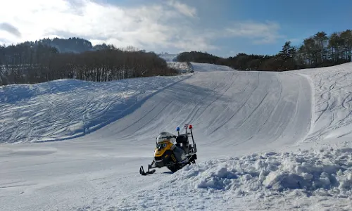 Akakuraonsen Ski Areas