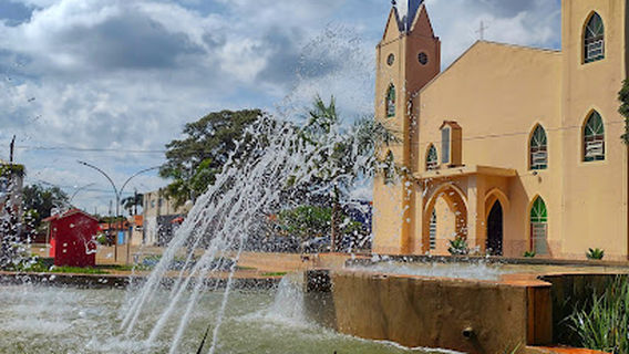 Praça Matriz De Campina Do Monte Alegre