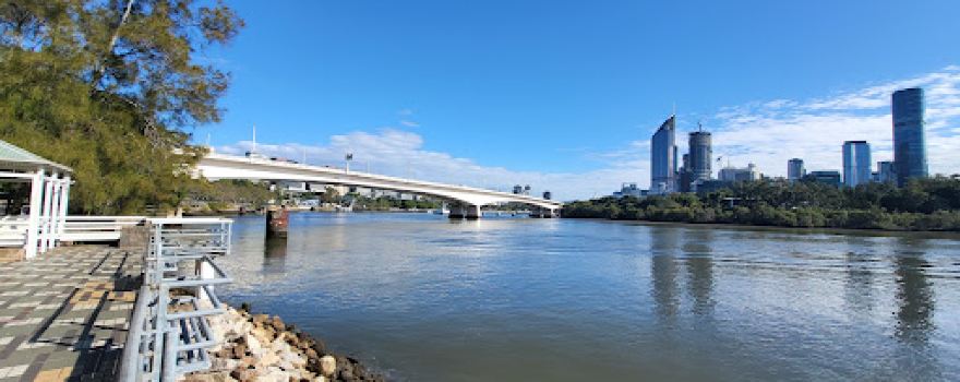 Kangaroo Point Cliffs Park (River Terrace Park)