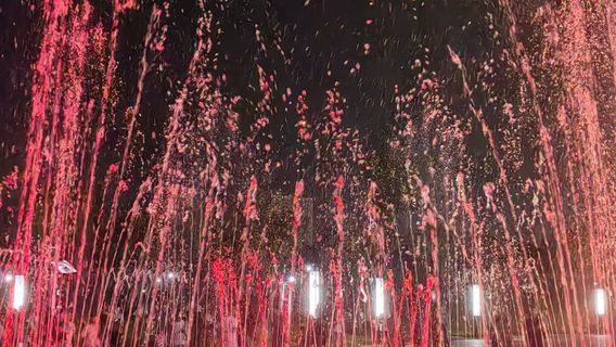 Xiantao Riverside Park