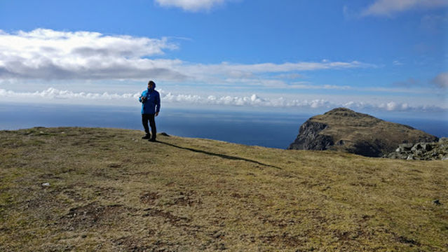 Ryten/Kvalvika Beach Trail
