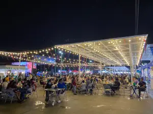 Popular Night Attractions in Pathum Thani Province