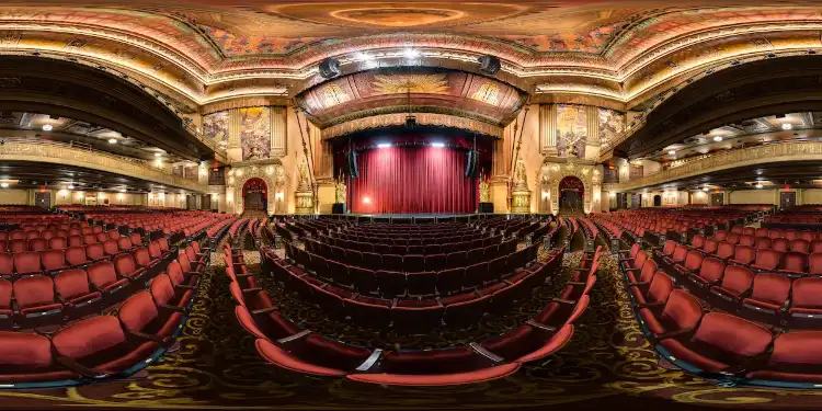 Các khách sạn gần Beacon Theatre