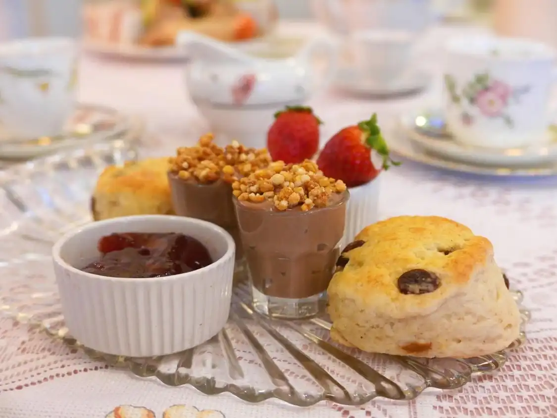 Hotels near Bury Art Museum & Sculpture Centre