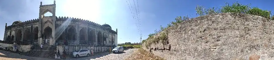 Hotels near Gulbarga Fort