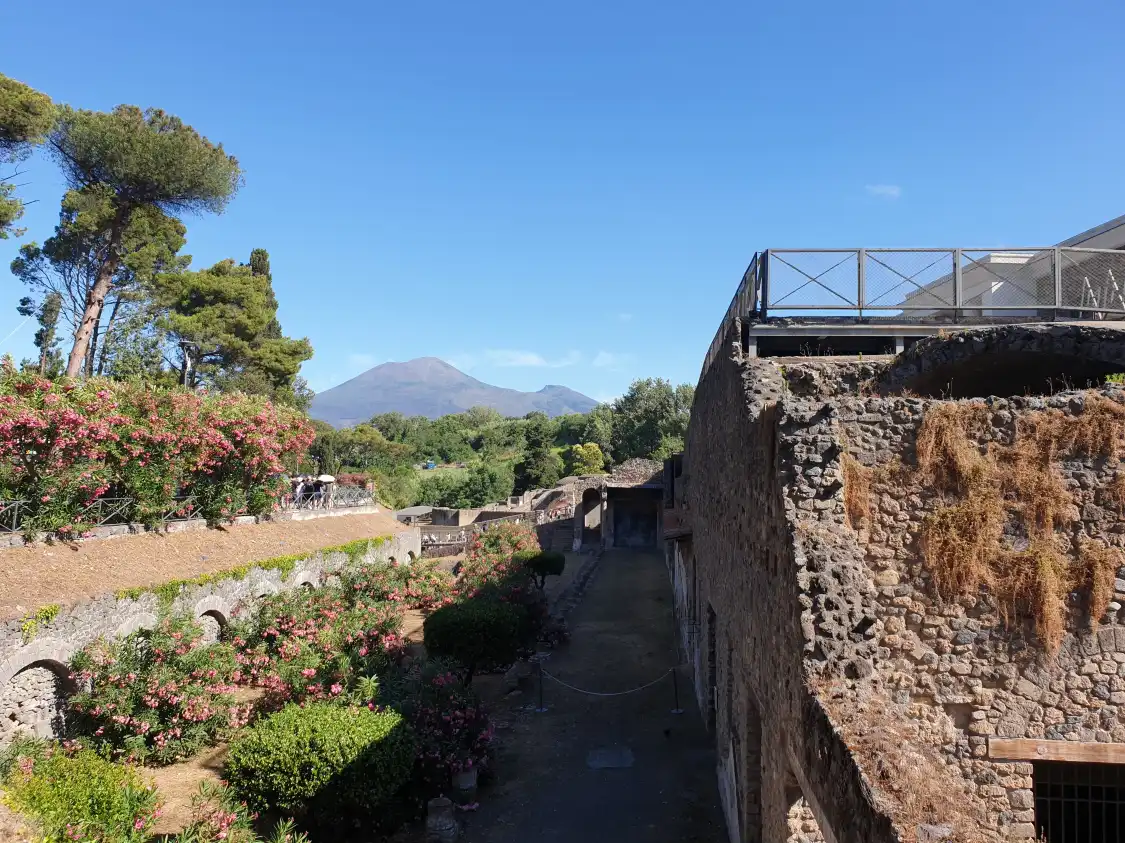 Hotel in zona Pompei (moderna)