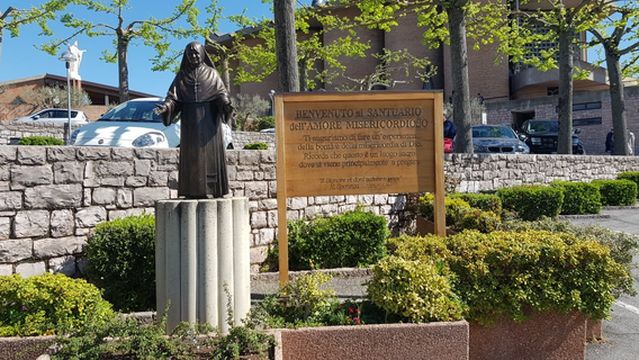 Santuario dell'Amore Misericordioso