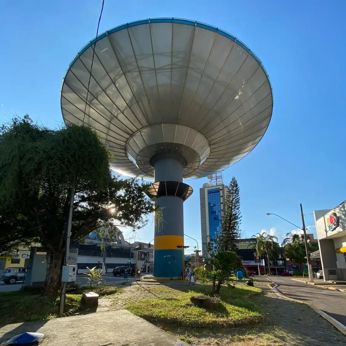 Hotel dekat ET Spaceship