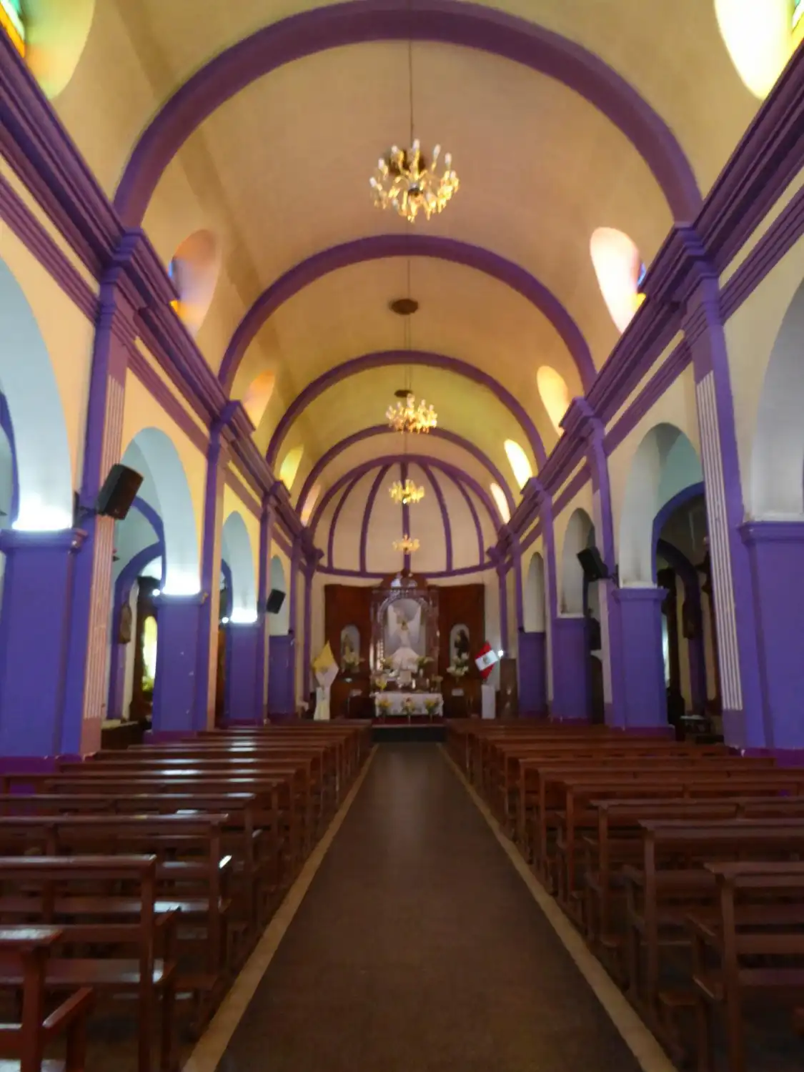 Hotels near Iglesia San Antonio