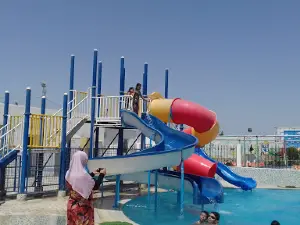 HAPPY LAND
