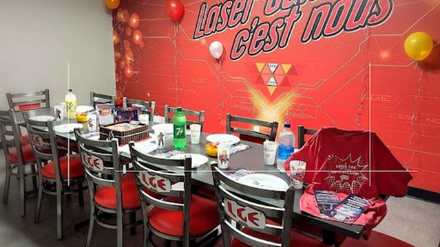 Laser Game Évolution Vanier Laser Tag