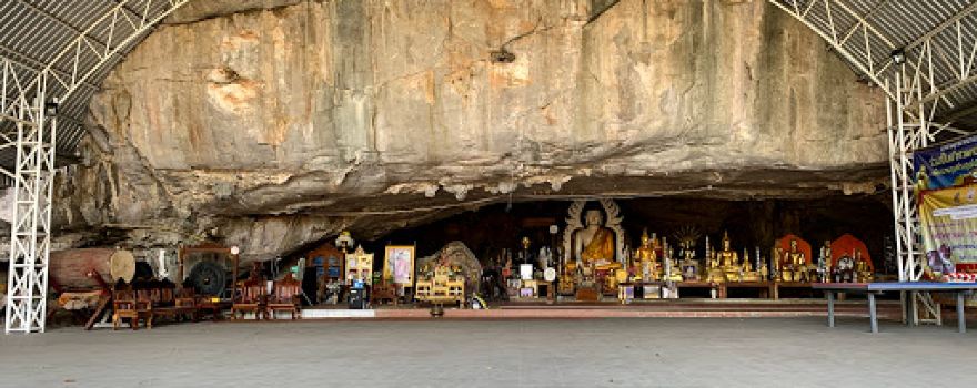Wat Tham Pha Sawan
