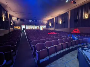 Ross Theater