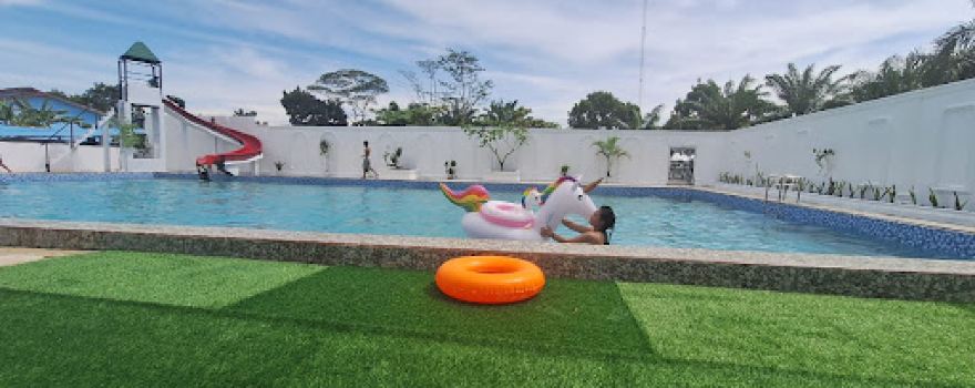 Kolam Renang "SIS EVA"