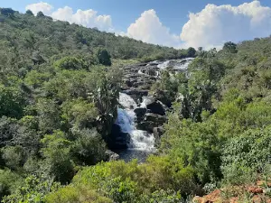 Mutarazi Falls Skywalk and Skyline