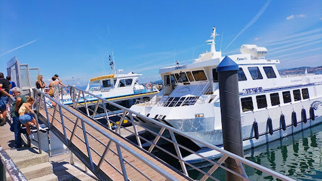 Barco de los mejillones O Grove - Barco La Toja