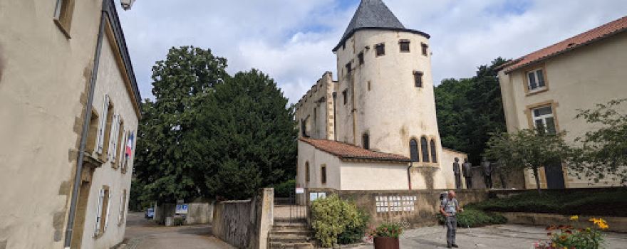 Saint Quentin Church
