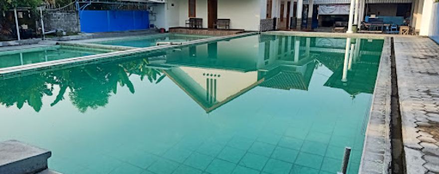 Kolam Renang Srikandi