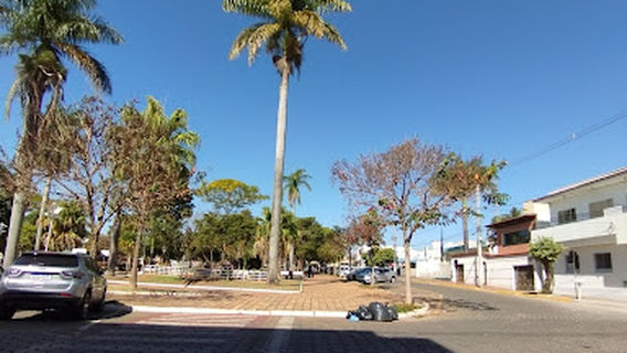 Piumhi Square Near Santa Casa