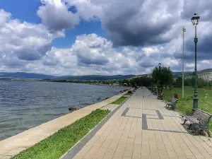 Cliff Moldova Veche