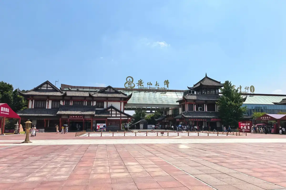 Leshan Giant Buddha Best Visiting Time & Seasonal Guide