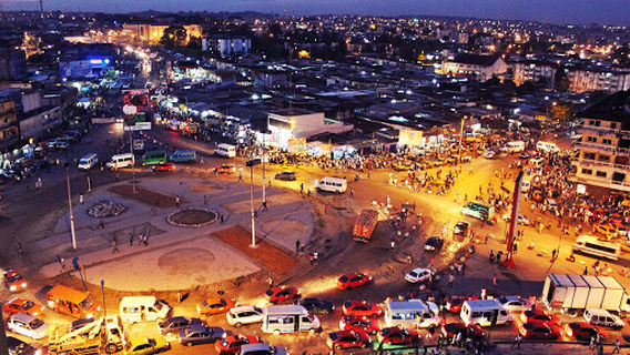 Rond Point ADJAME 220