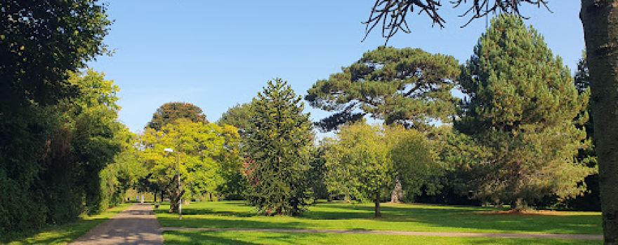 Leavesden Country Park