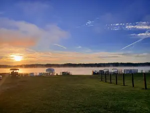Lake Milton Beach