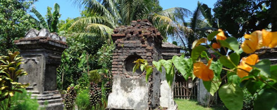Tomb Van Motman