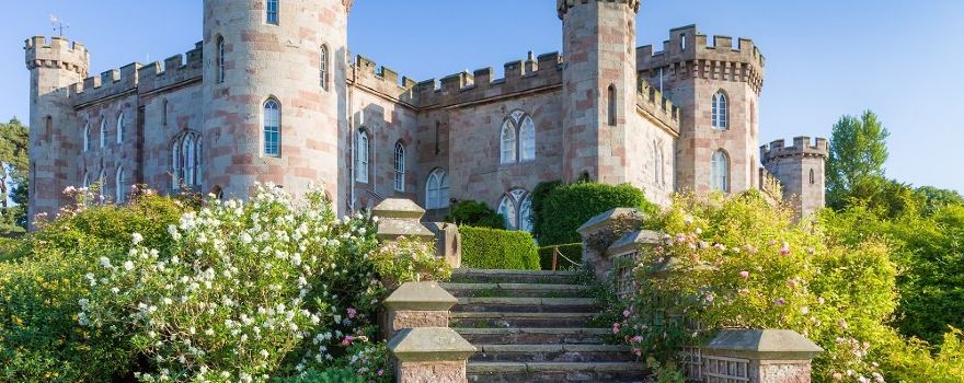 Cholmondeley Castle Gardens