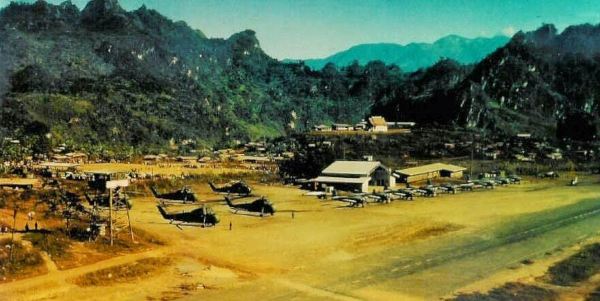 flyg Vientiane till Phonsavan