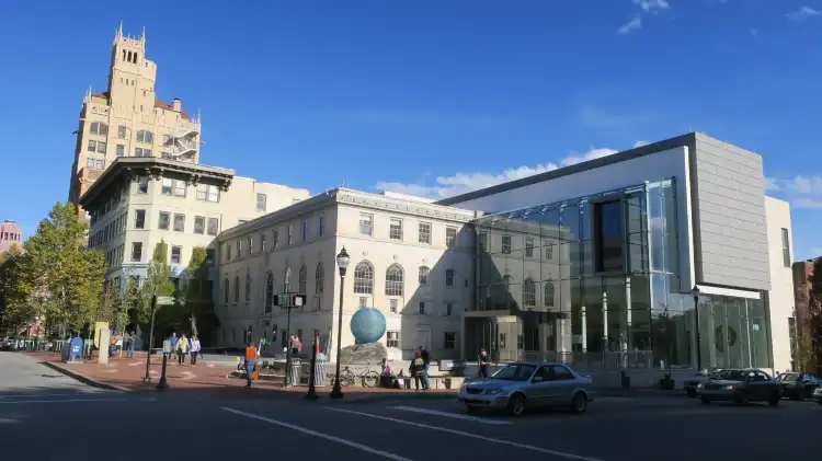 Hotels near Pack Square