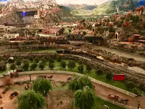 Roadside America