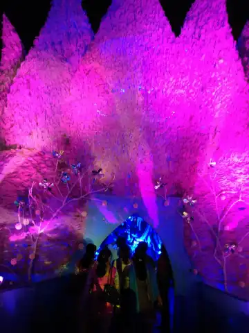 Hotel berhampiran Dacca Kali Bari