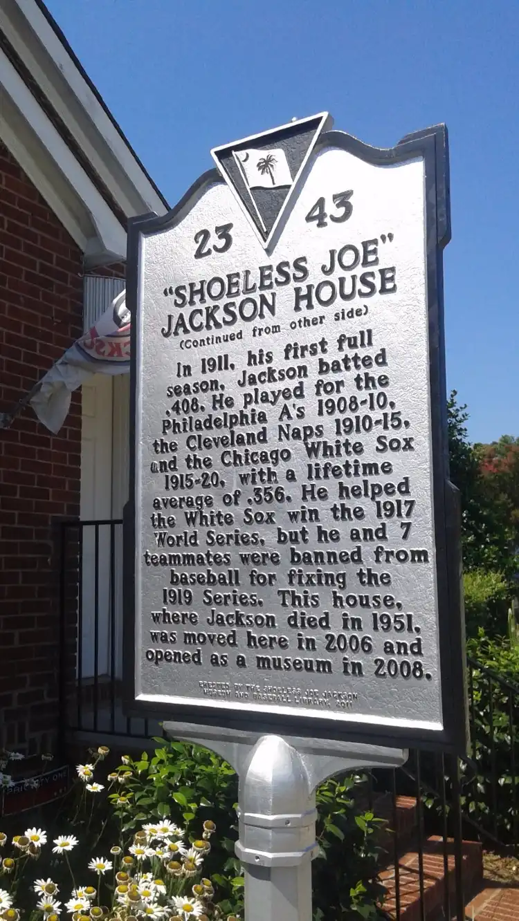 Hotels near Shoeless Joe Jackson Museum & Baseball Library