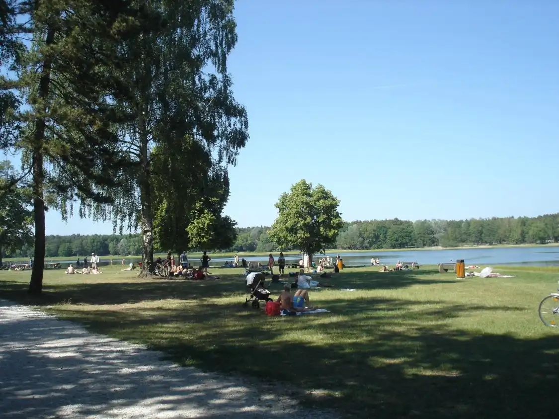 Hotels near Dechsendorfer Weiher