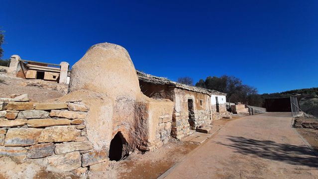 Poblado Íbero "El Cerro de la Cruz" de Almedinilla