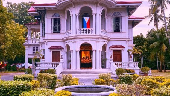 Molo Mansion