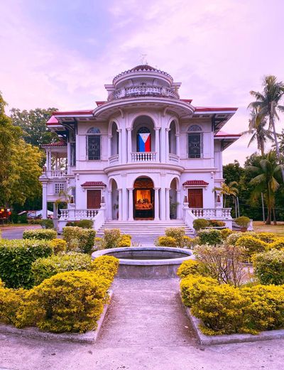 Molo Mansion