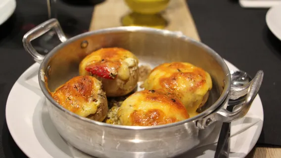 Alegria Vadia. Food & Drinksl