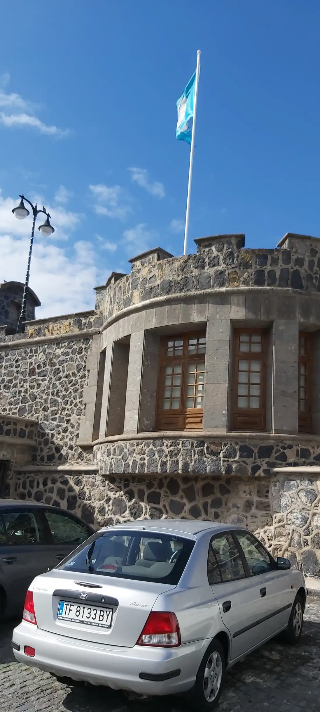 Hotels near Bateria de Santa Barbara