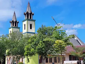 Gereja Katolik Hati Kudus Tuhan Yesus Batang Tarang