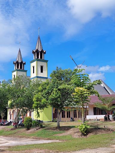 Gereja Katolik Hati Kudus Tuhan Yesus Batang Tarang